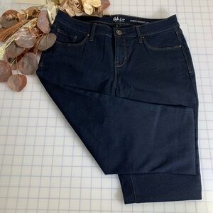 Style & Co Jeans, NWOT, Curvy Skinny Leg, Color: Denim, Size: 8PS